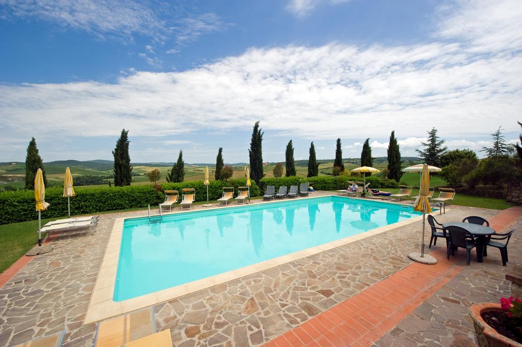Agriturismo Palazzo Conti - B Pienza Bagian luar foto